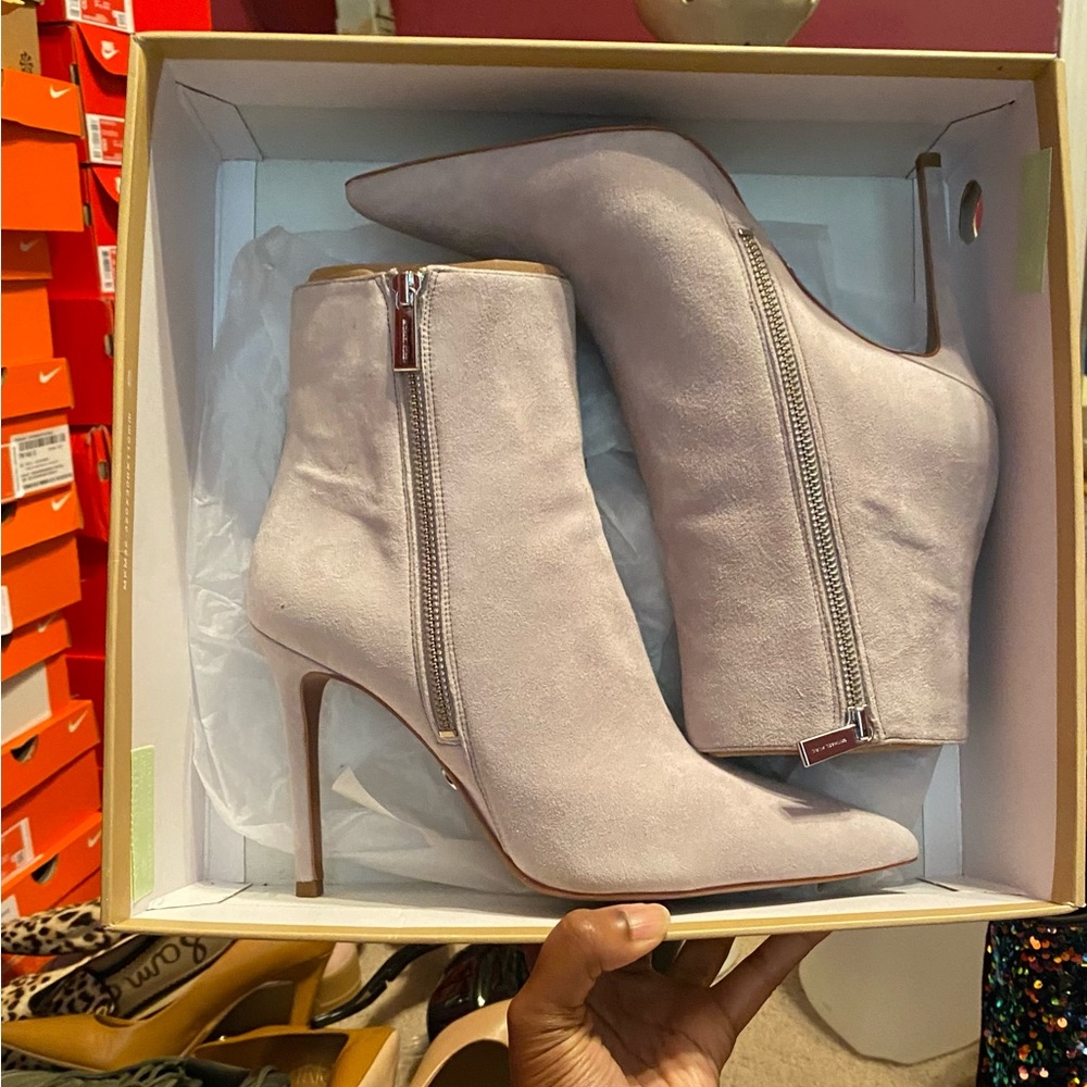 Womens Michael Kors KeKe booties